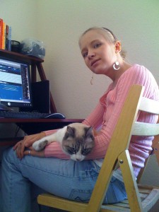 Bella loves her mommy.